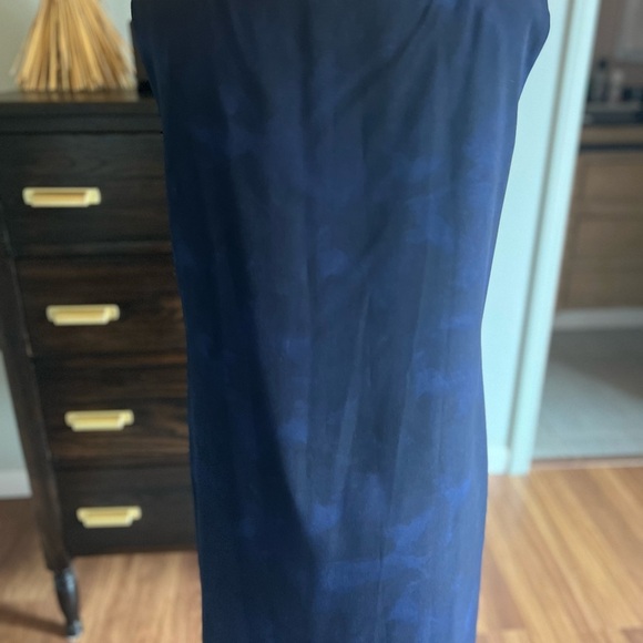 Lavia navy dress with pleated front and key hole eur size 44, us 8 - Picture 8 of 10